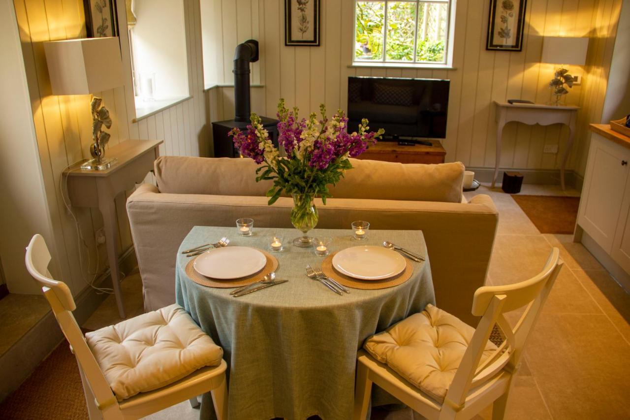 The Potting Shed, 5* Luxury Escape Сайренстер Экстерьер фото